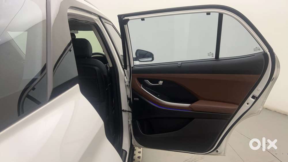 Hyundai Alcazar Signature (o) 6 Str 1.5 Petrol Dct, 2023, Petrol