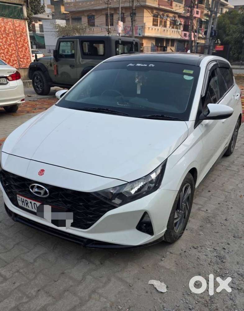 Hyundai I20 Sportz 1.2 Mt Dual Tone, 2022, Diesel