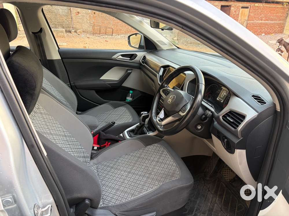 Volkswagen Taigun 1.0 Tsi Highline Automatic Complete Showroom Track