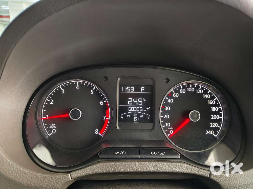 Volkswagen Vento 1.2 Tsi Highline Plus At, 2017, Petrol