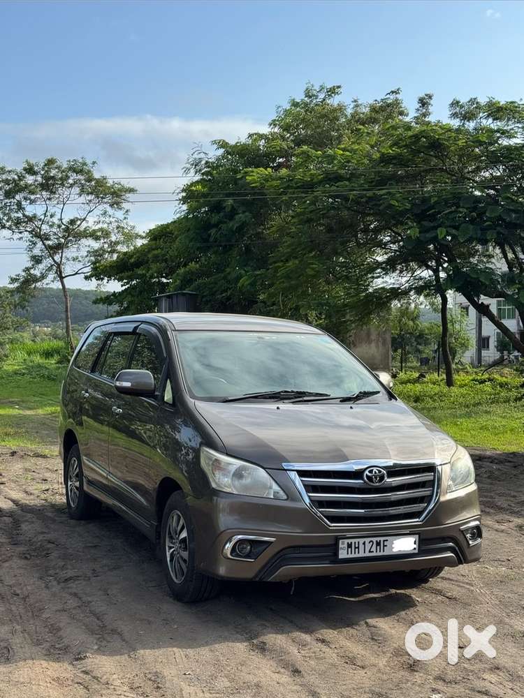 Toyota Innova 2015 Diesel Well Maintained