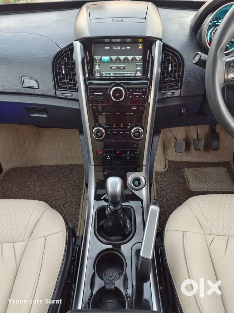 Mahindra Xuv500 2019