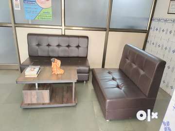 Clinic deals furniture olx