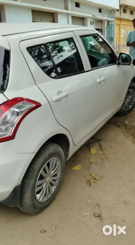 Maruti Suzuki Swift 2017 Petrol Well Maintained