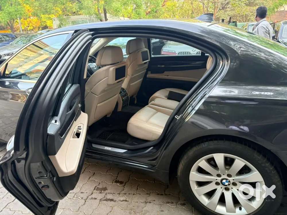Well Maintained Bmw 7 Series