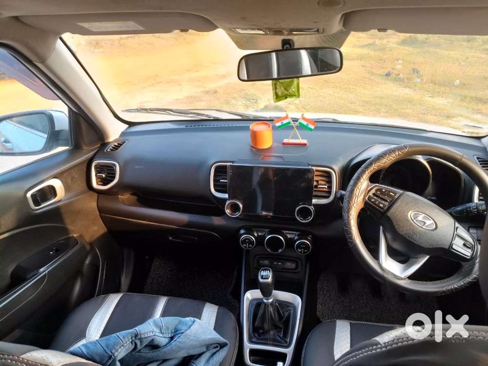 Hyundai Venue 2022 Diesel Well Maintained