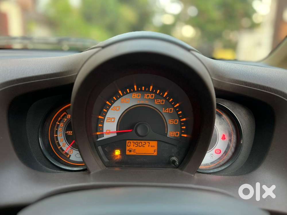Honda Brio, 2013, Petrol