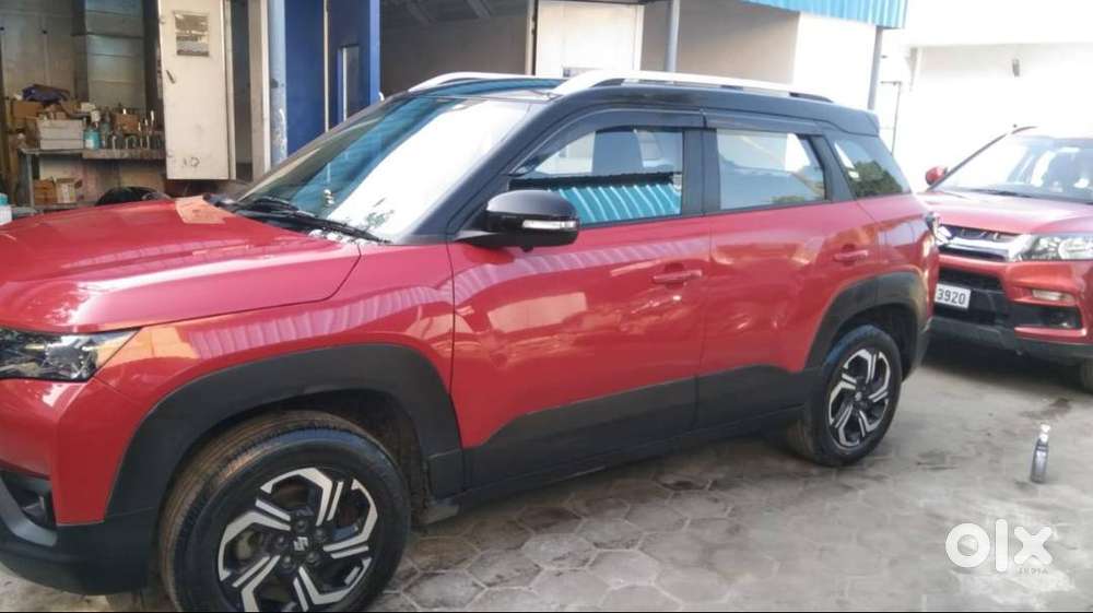 Maruti Suzuki Brezza Smart Hybrid 2022 Petrol 35769 Km Driven Top End