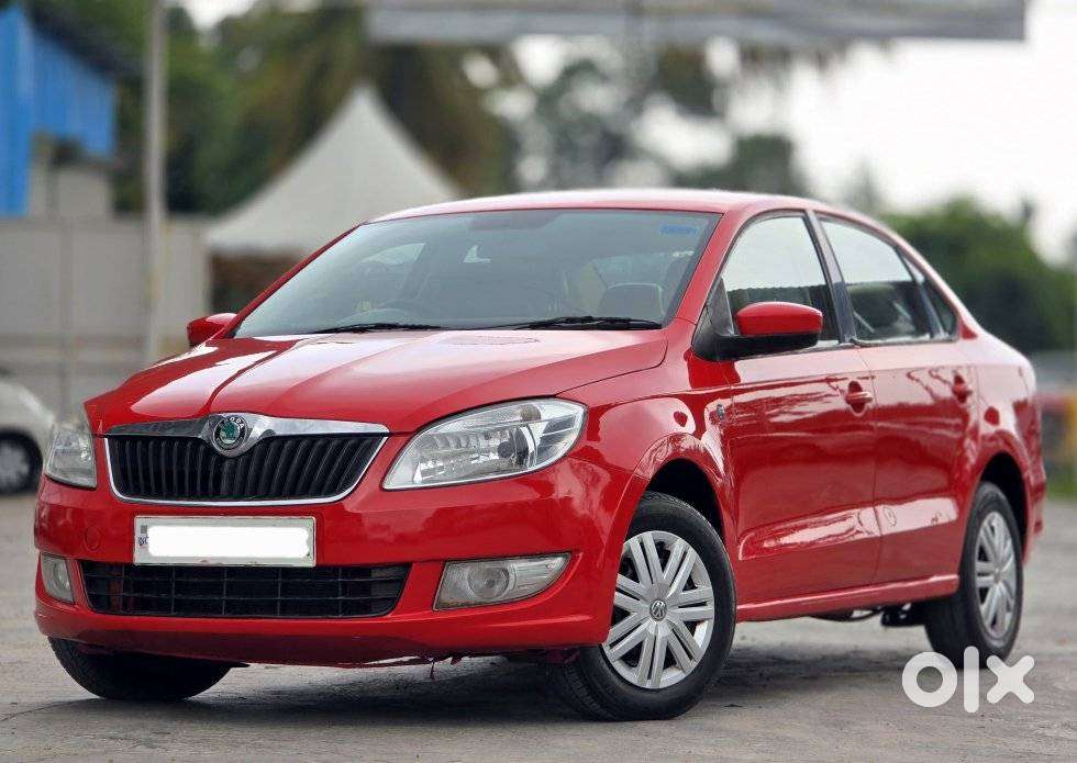 Skoda Rapid 1.6 Mpi Ambition, 2011, Petrol