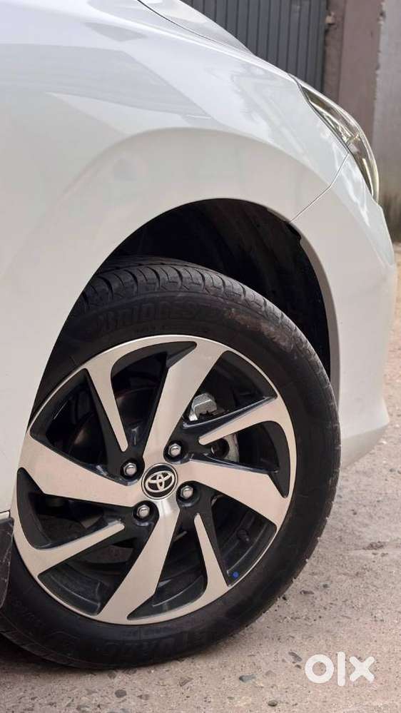 Toyota Glanza, 2025, Petrol