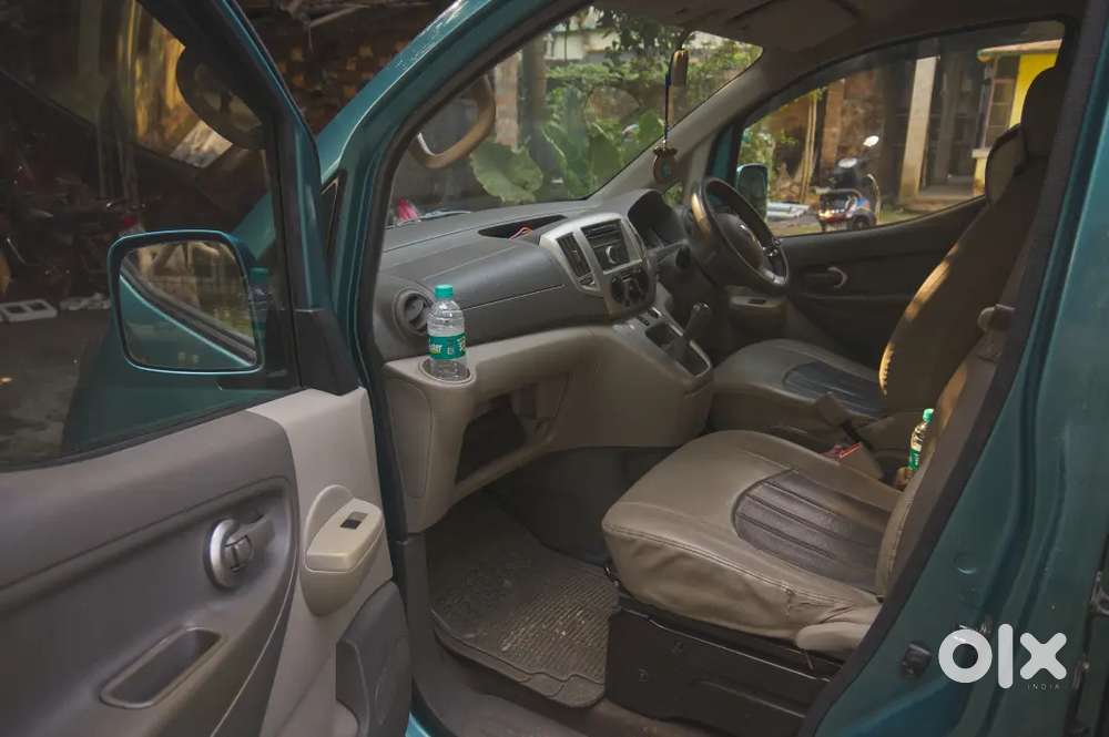 Nissan Evalia 1.5 Xv 2012 Car