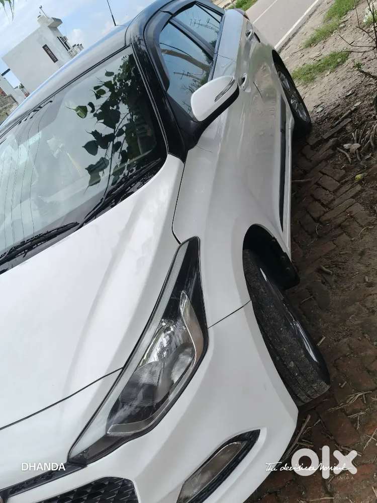 Hyundai New I20 2015 Diesel 150000 Km Driven
