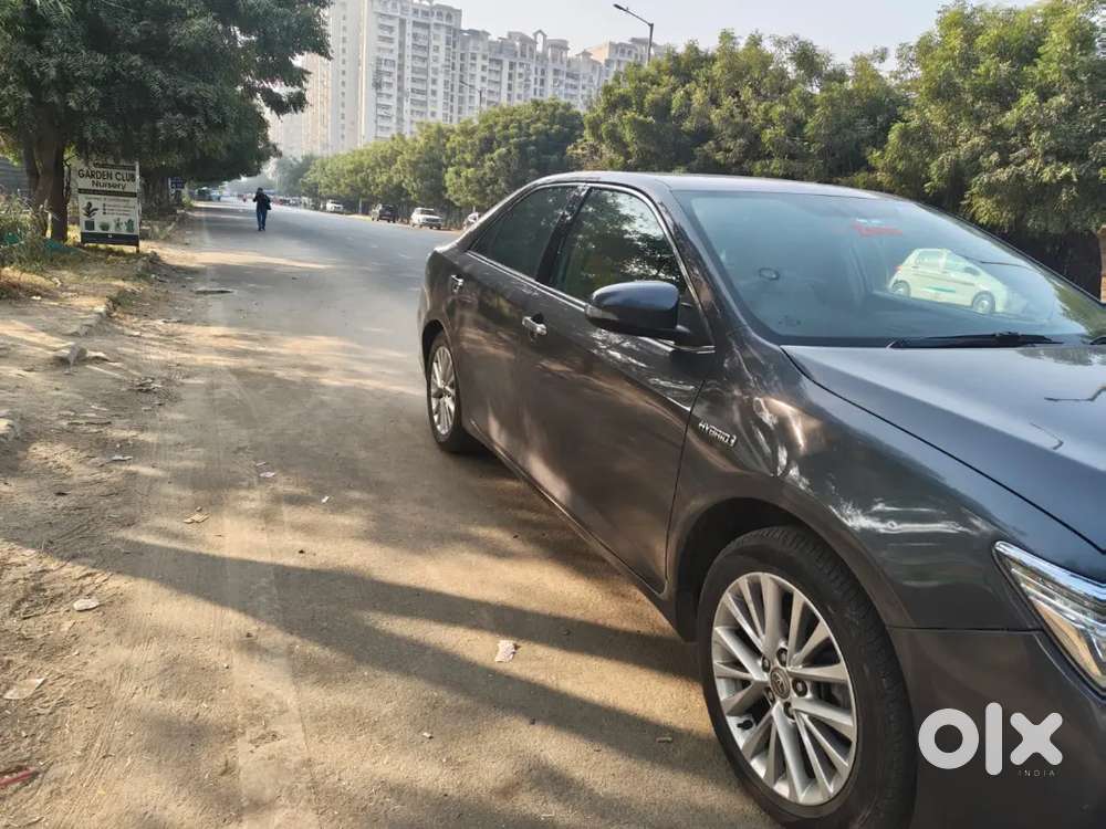 Toyota Camry 2016 Cng & Hybrids 113000 Km Driven