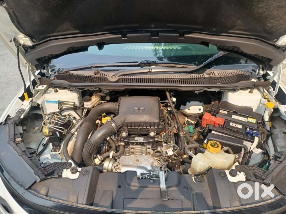 Tata Nexon Creative Plus 1.2 Revotron Petrol 6 Amt, 2023, Petrol