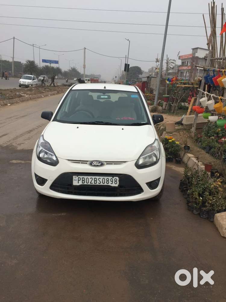 Ford Petrol Car 2011