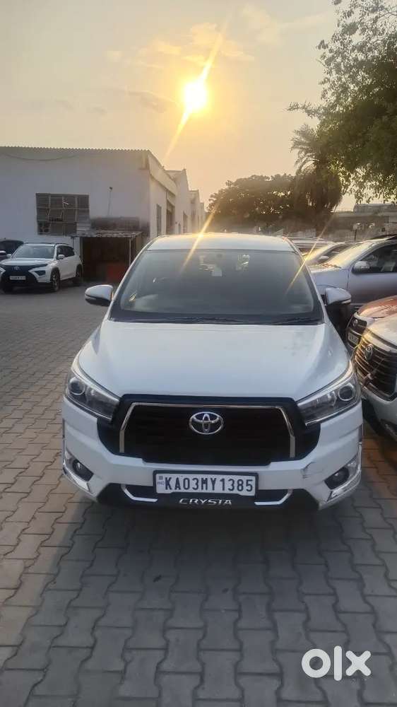 Toyota Innova Crysta 2016