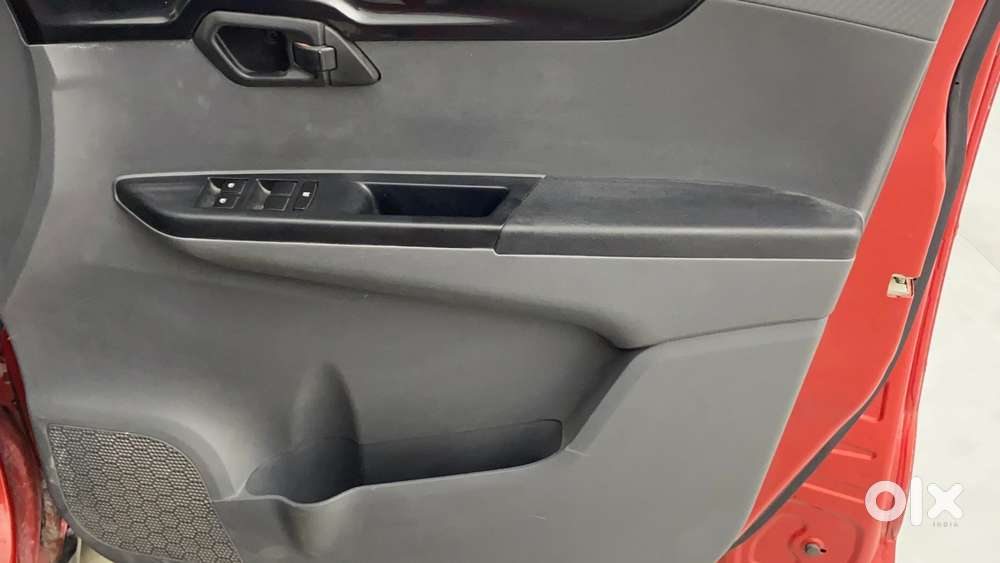 Mahindra Kuv100 Nxt 1.2 K4 Plus Petrol 6 Str, 2018, Petrol