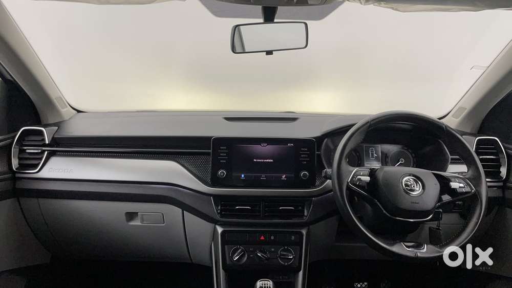 Skoda Kushaq 1.0 Tsi Ambition, 2022, Petrol