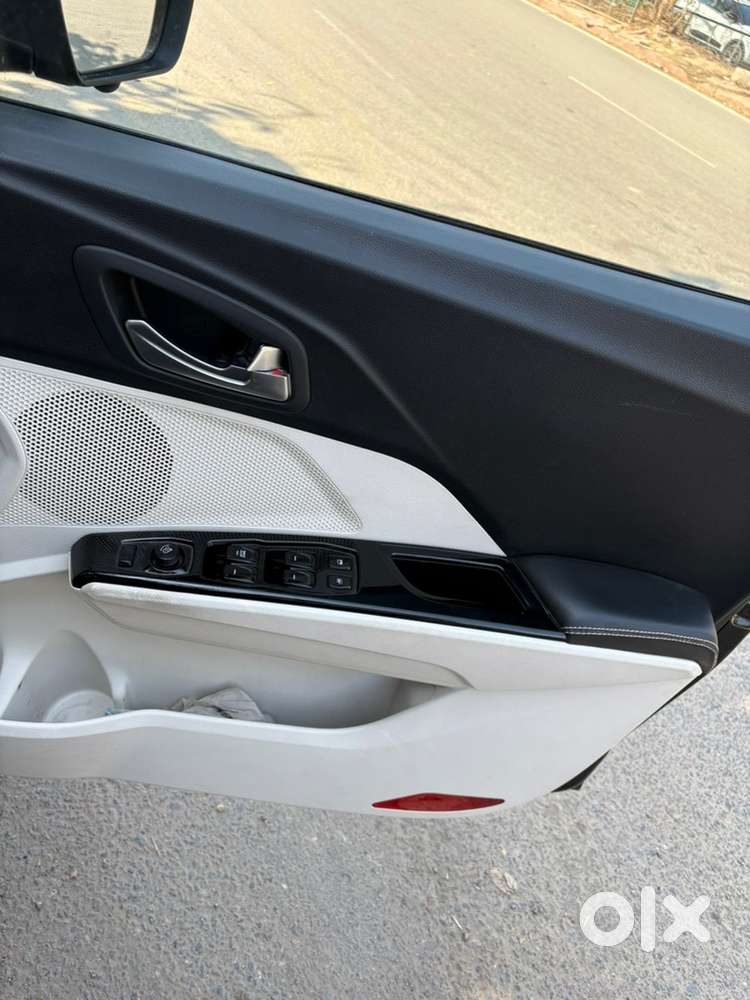 Mahindra Xuv 3xo 2024