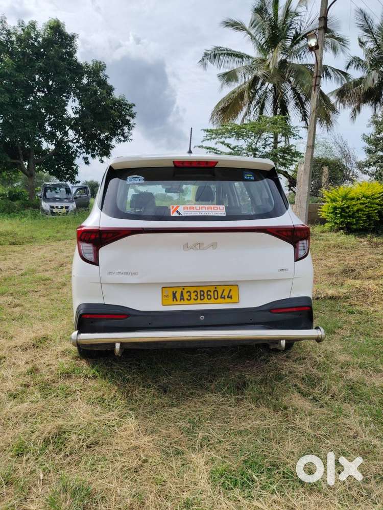 Kia Carens 2024