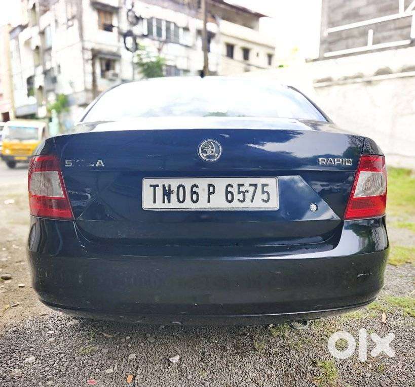 Skoda Rapid 1.6 Mpi At Elegance Black Package, 2015, Petrol