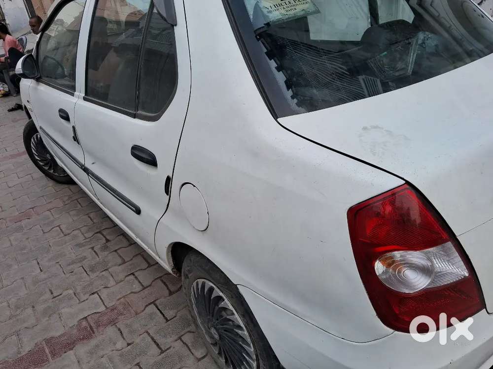 Tata Indigo Ecs 2017 Petrol Well Maintained