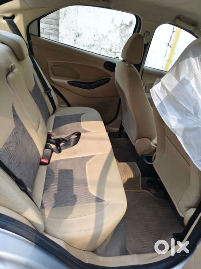 Ford Aspire Titatinium Blu Ti-vct, 2016, Petrol