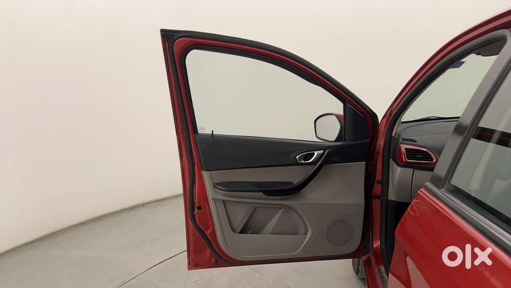 Tata Tiago Xz, 2018, Petrol