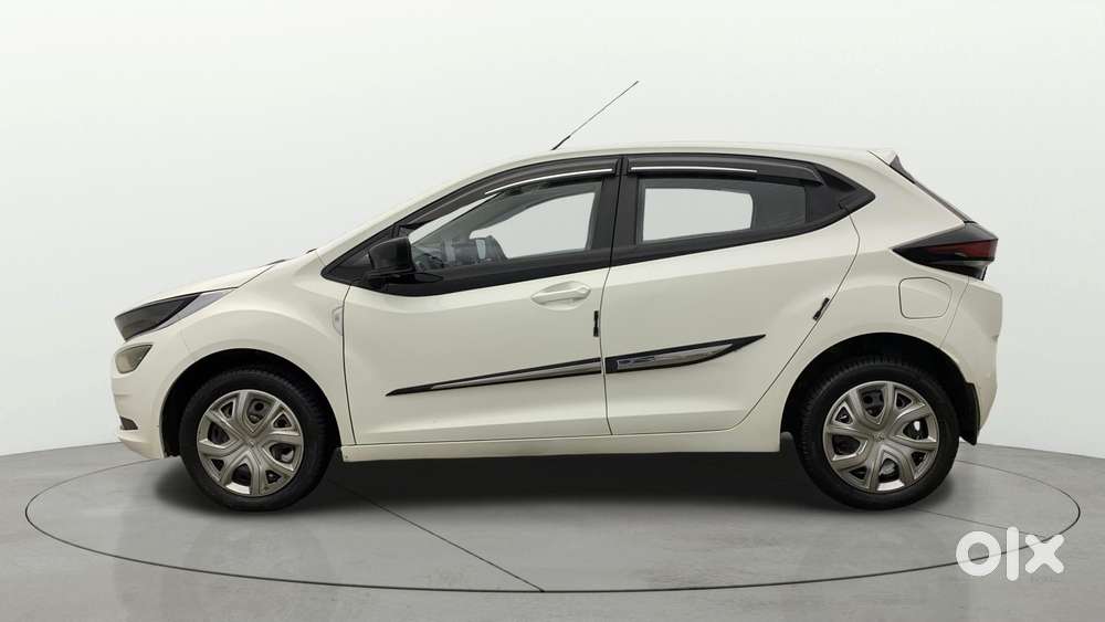 Tata Altroz Xm Plus Icng, 2023, Cng & Hybrids