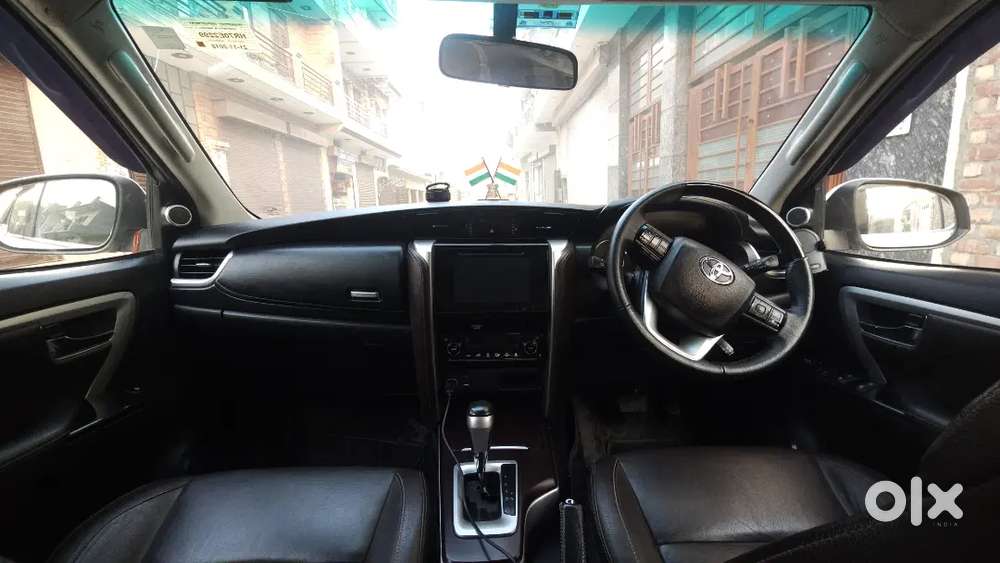 Toyota Fortuner Diesel 2018 4×2 Auto