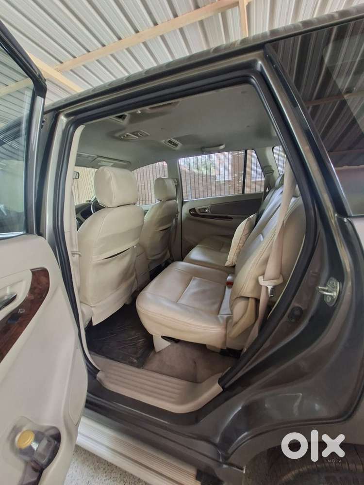 Toyota Innova 2013 Year