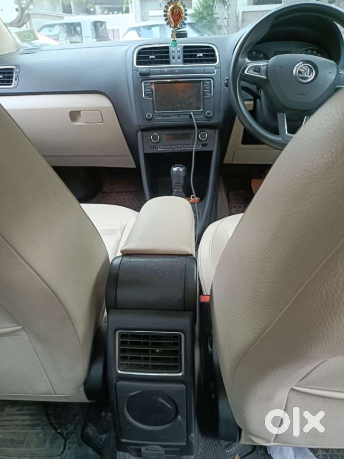 Skoda Rapid 1.6 Mpi At Style, 2019, Petrol