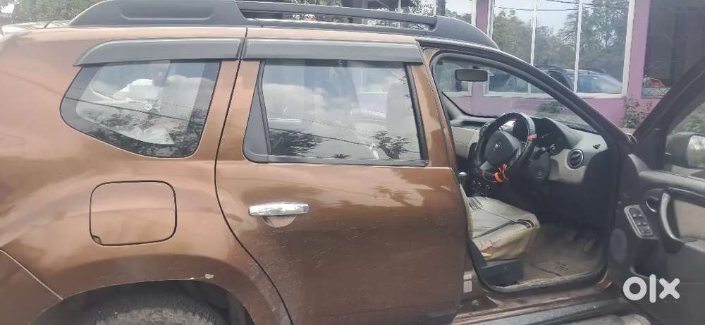 Renault Duster 2015 Diesel 111000 Km Driven