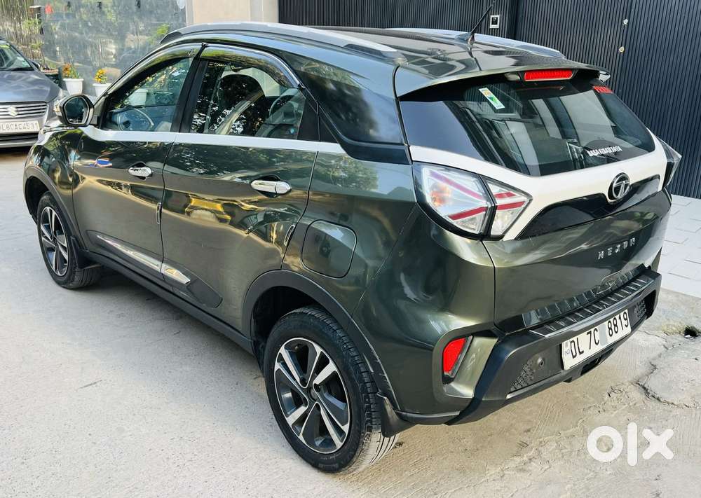 Tata Nexon 1.2 Revotron Xma Amt (s), 2022, Petrol