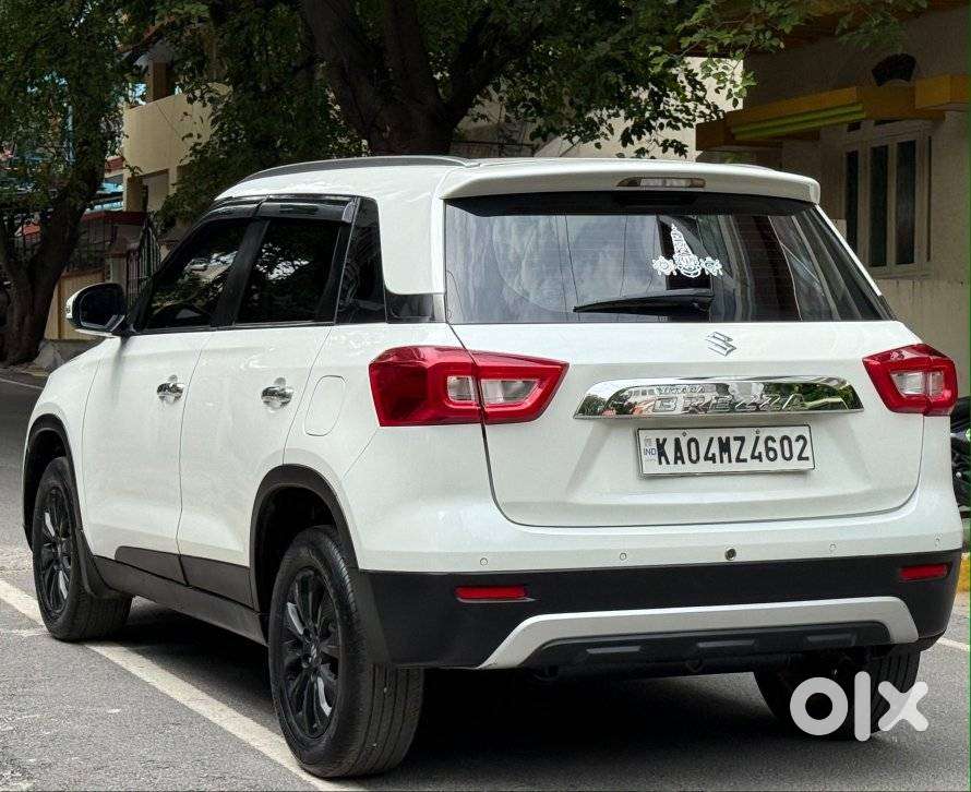 Maruti Suzuki Brezza Zdi+ Dual Tone, 2021, Petrol