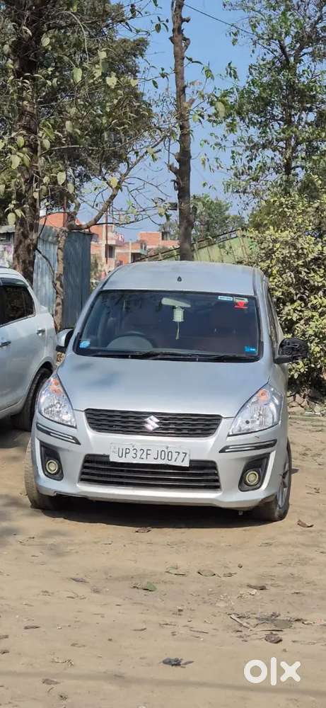 Silver Colour Engine Se Bahut Acchi