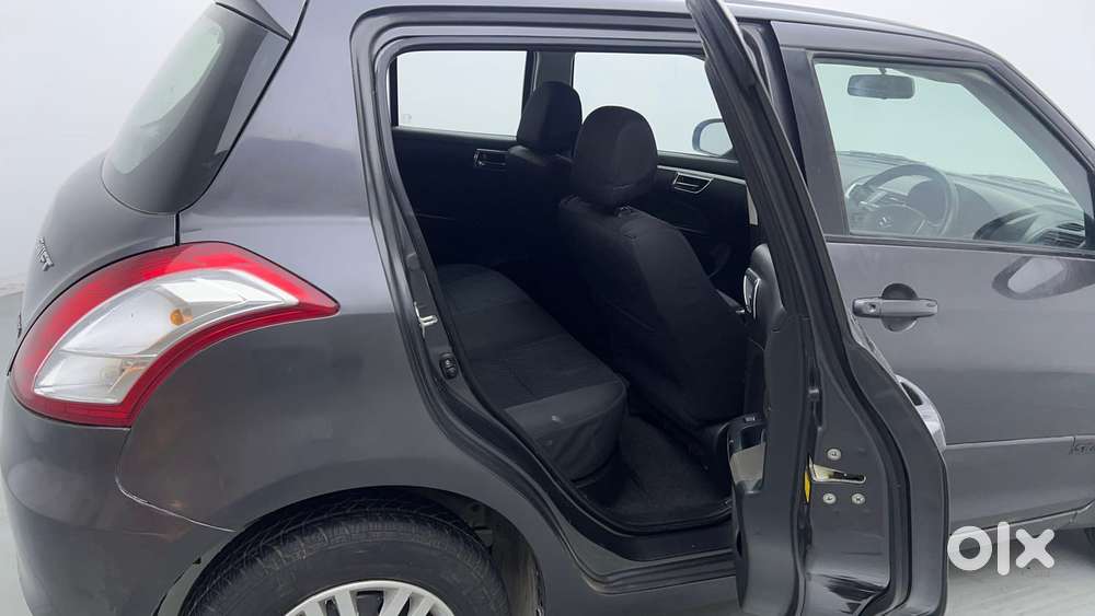 Maruti Suzuki Swift Vvt Vxi, 2016, Petrol