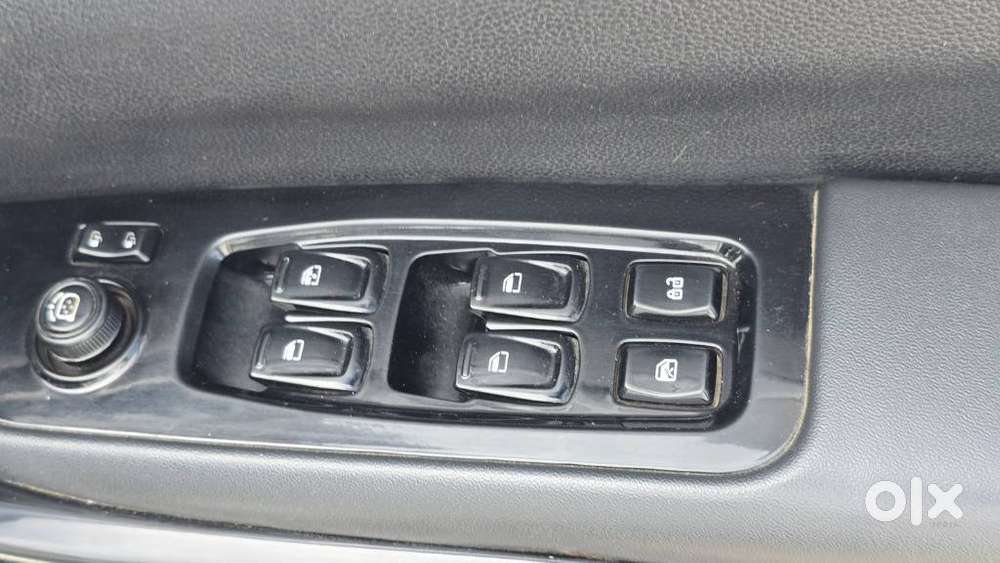 Mahindra Xuv 7xo Ax7 Diesel At, 2024, Diesel