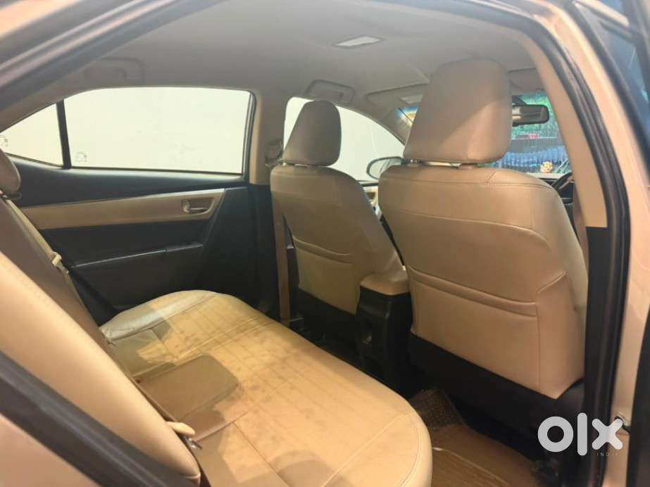 Toyota Corolla Altis 1.8 G, 2014, Petrol