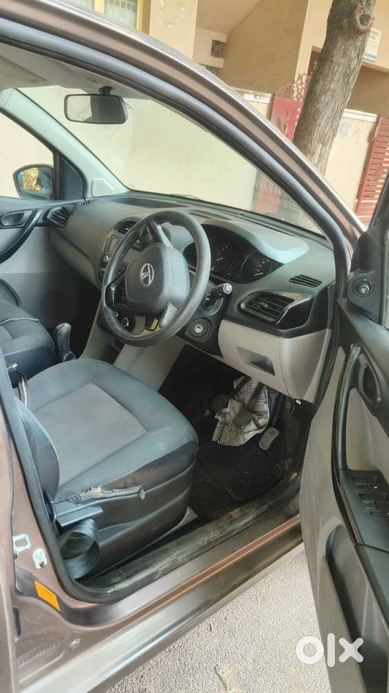 Tata Tiago, 2018, Petrol