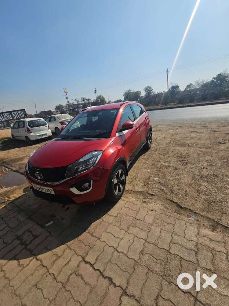Tata Nexon 2018 Diesel 77000 Km Driven