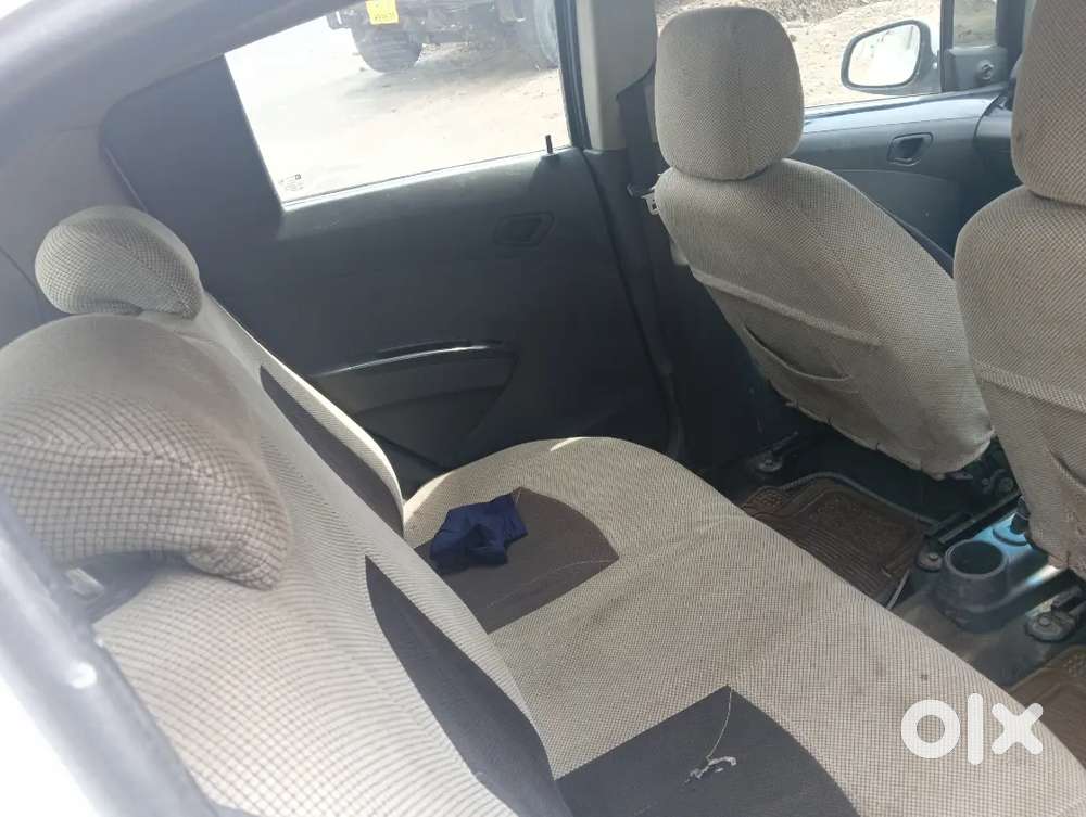 Chevrolet Beat Petrol 2011 Model