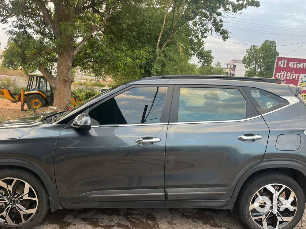 Automatic Steering Control Panoramic Sunroof Scratch Less Showroom Con