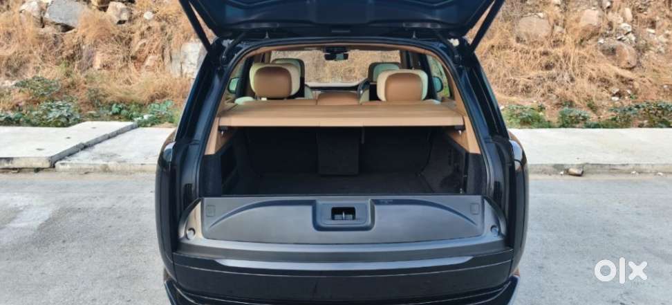 Land Rover Range Sv 4.4 Petrol, 2022, Petrol