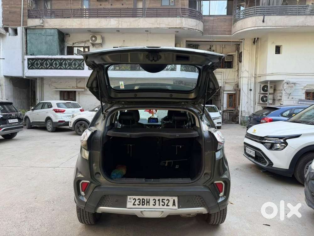 Tata Nexon Petrol 2023