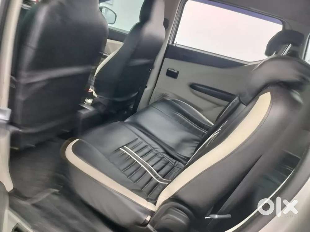 Renault Triber 1.0 Rxe, 2023, Petrol