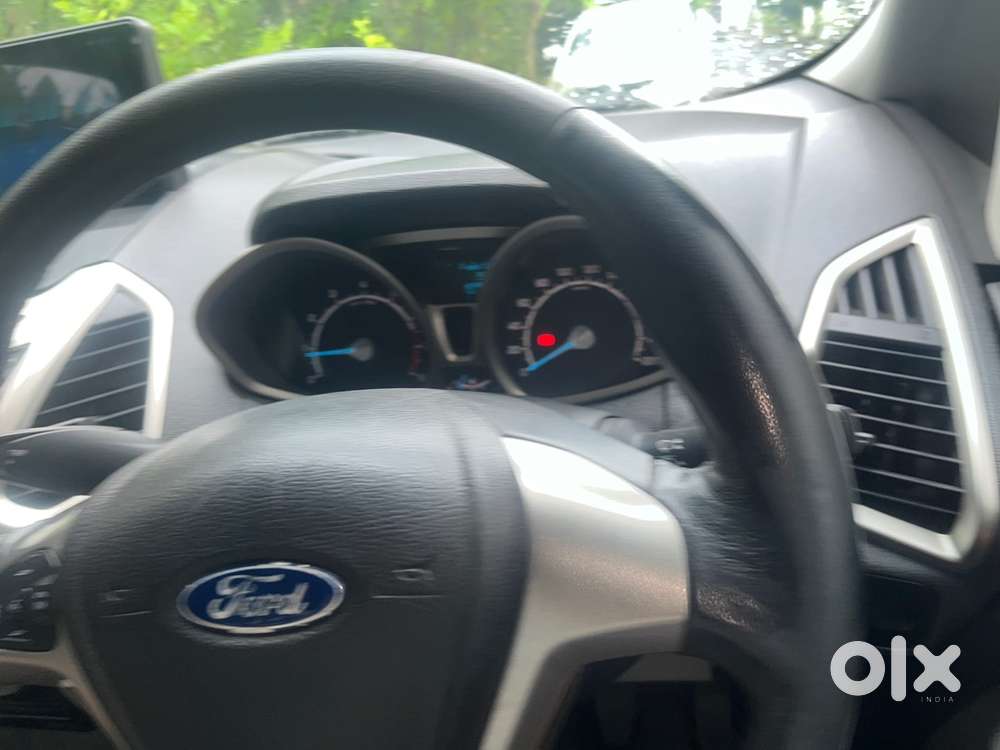 Ecosport Car Petrol Titanium Top Model 2014