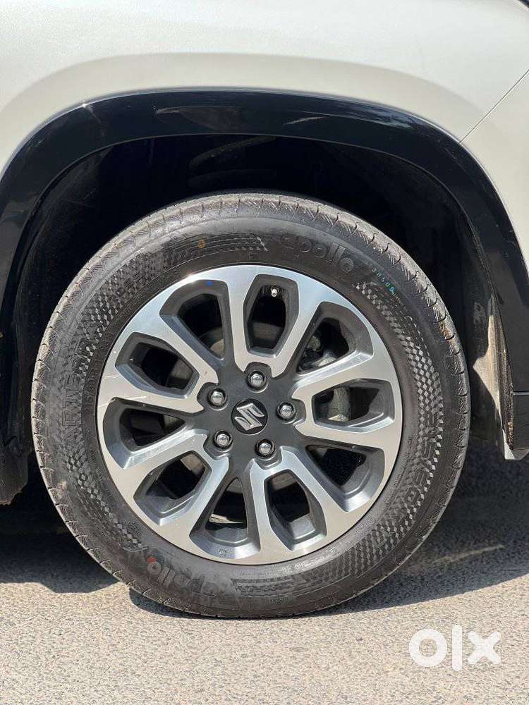 Maruti Suzuki Grand Vitara 1.5 Alpha Plus Dual Tone Intelligent Hybr..