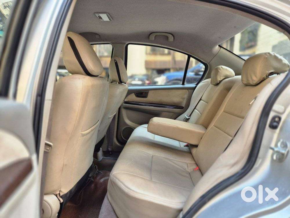 Maruti Suzuki Sx4 Vxi Bsiv, 2013, Petrol