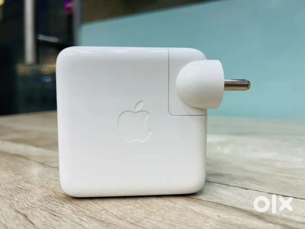 Apple 70wt c type Adpter Use Mac Book Air Macbook M1 M2 M3 M4 13 inch